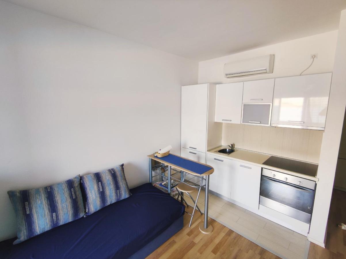 Sea View & Pool Studio Pag Town Dış mekan fotoğraf