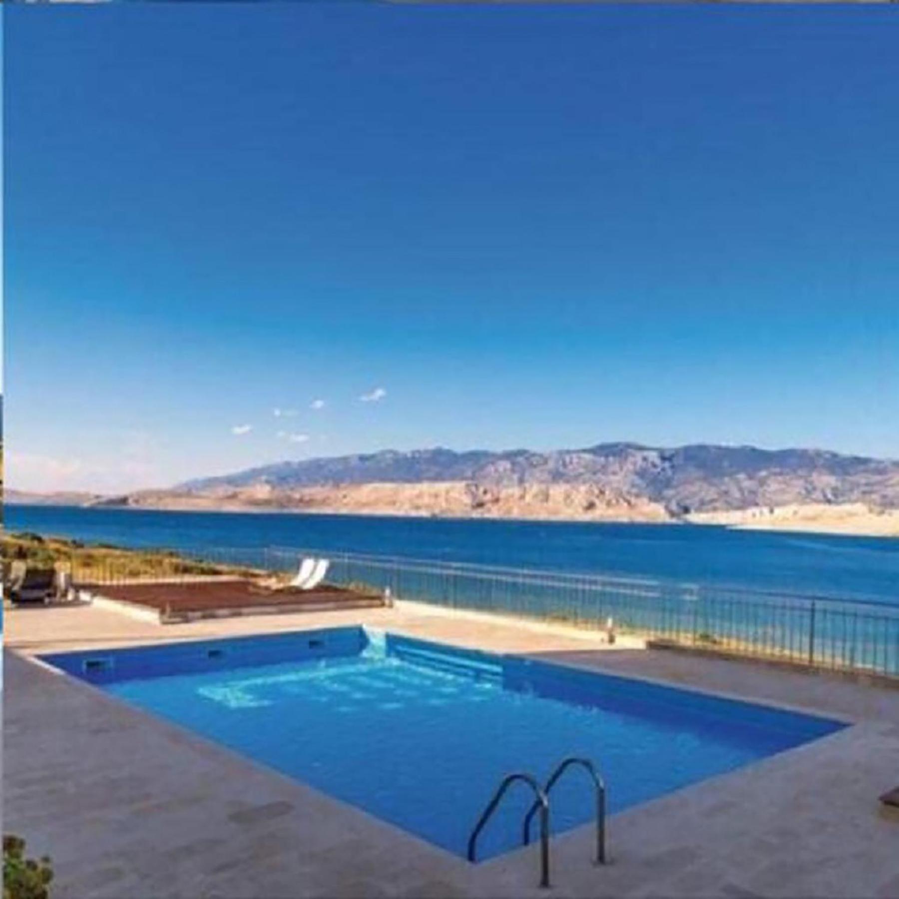 Sea View & Pool Studio Pag Town Dış mekan fotoğraf